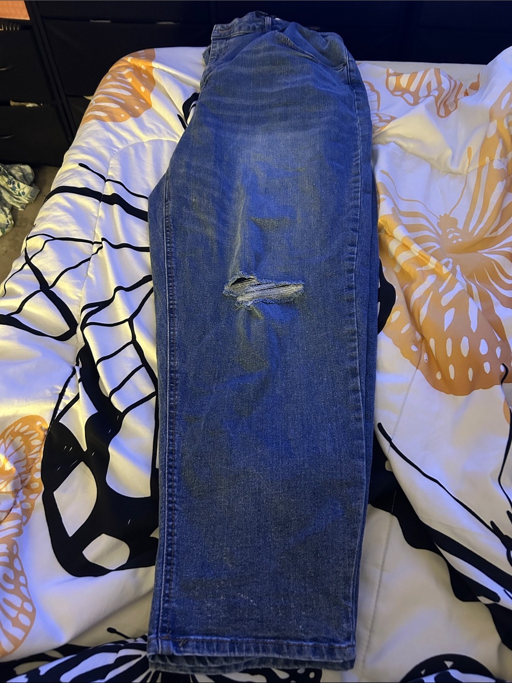 Jeans Subcategory Identification - Picture 2 of 4
